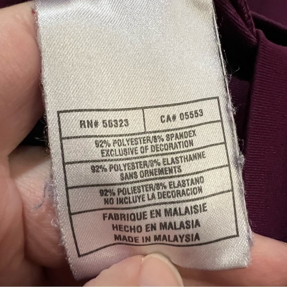 Nike Women’s Medium Berry Zip Up Sportswear SoftShell Jacket Y - Picture 4 of 4